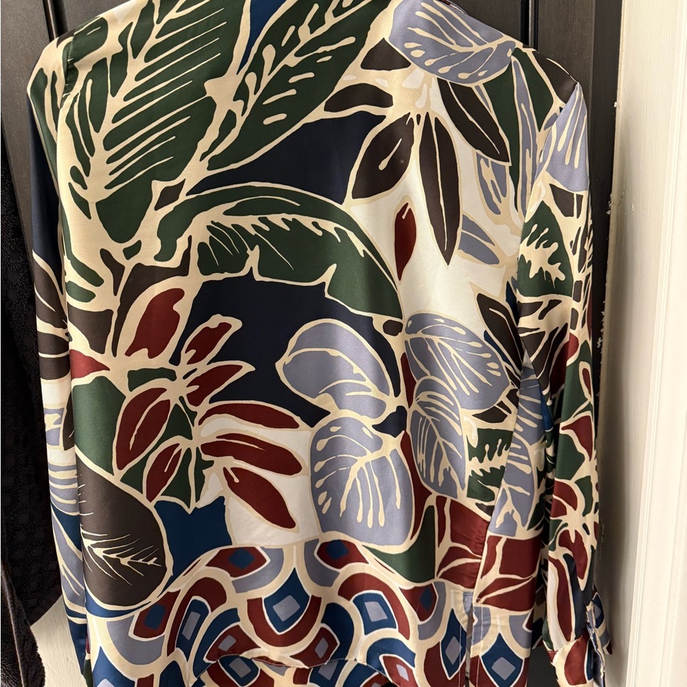 Colorful Leaf Print Blouse and Skirt